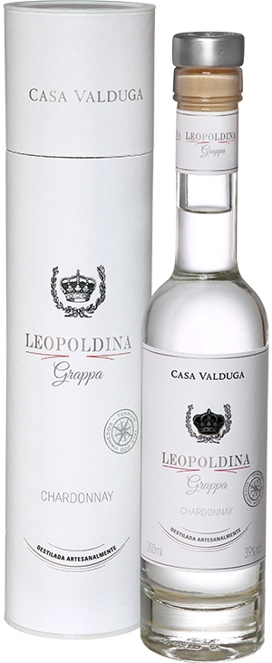 Grappa Leopoldina Chardonnay com Embalagem